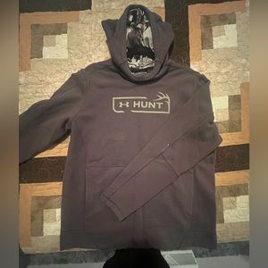 New without tags Mens Under Armour Hunt Hoodie L